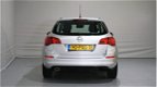 Opel Astra Sports Tourer - 1.4 Turbo Edition rijjklaar - 1 - Thumbnail