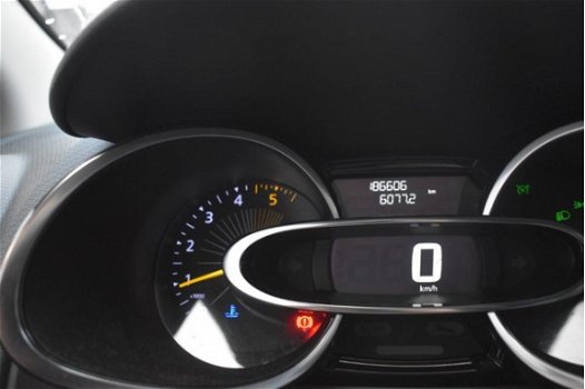 Renault Clio - 1.5 Dci 90pk Energy Night & Day *CLIMA/CAMERA - 1