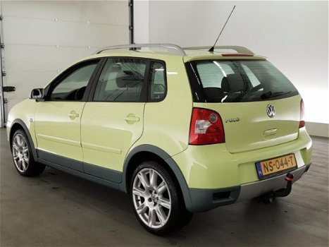 Volkswagen Polo - 1.2-12V Comfortline CROSSPOLO FUN - 1