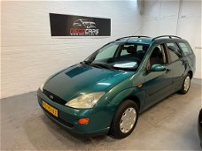 Ford Focus Wagon - 1.4-16V Ambiente NIEUWE APK//RIJD SCHAKELD GOED//NAP