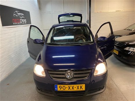 Volkswagen Fox - 1.2 Trendline NIEUWE APK//AIRCO//RIJD SCHAKELD TOP - 1