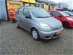 Toyota Yaris Verso - 1.3 VVT-i Terra / APK BIJ AFLEVERING / AIRCO / TREKHAAK / - 1 - Thumbnail