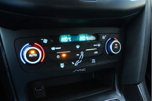 Ford Focus Wagon - 1.0 First Edition Navigatie Park Assist Parkeersens. v+a LED USB BlueTooth 0492-5 - 1