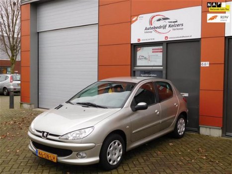 Peugeot 206 - 1.4-16V Air-line 3 APK AIRCO CLIMA CNTRL NAP - 1