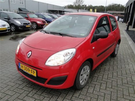 Renault Twingo - 1.2 Authentique Leuke auto met 4 zomerbanden boekjes - 1