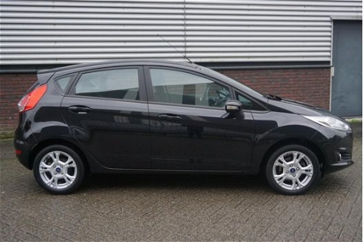 Ford Fiesta - 1.0 Style Ultimate LMV/NAVI/PARKEERSENSOREN - 1