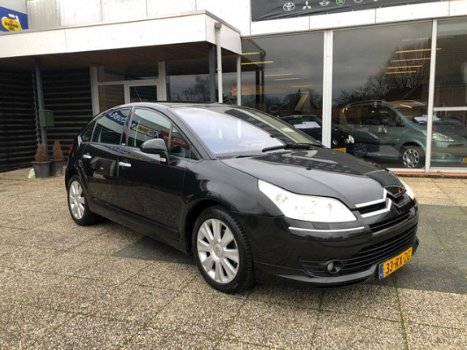 Citroën C4 - 2.0-16V Exclusive AUTOMAAT/AIRCO/NAVI/PANODAK - 1