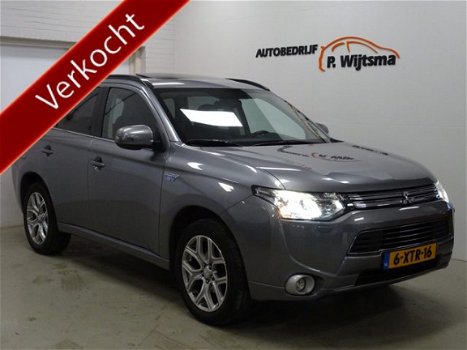 Mitsubishi Outlander - 2.0 PHEV Instyle TREKHAAK I OPENDAK I VOL LEER - 1