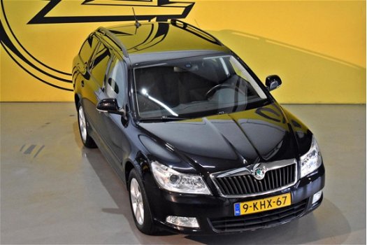 Skoda Octavia - 1.2 TSI Arctic / Navi / PDC / Clima / Stoelverw - 1