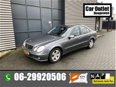 Mercedes-Benz E-klasse - 280 Avantgarde Navi Clima PDC--Inruil Mogelijk