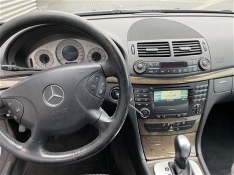 Mercedes-Benz E-klasse - 280 Avantgarde Navi Clima PDC--Inruil Mogelijk - 1