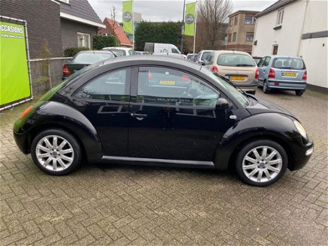 Volkswagen New Beetle - 1.6 met AIRCO NIEUWE APK 108.210 KM - 1