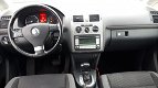 Volkswagen Touran - 2.0 TDI Comfortline Business AUTOMAAT BJ 2007 - 1 - Thumbnail