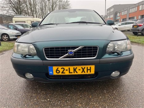 Volvo S60 - 2.4 Edition | Automaat | Nieuwe apk | Navi | Airco | Cruise | Stoelverwarming | Parkeers - 1