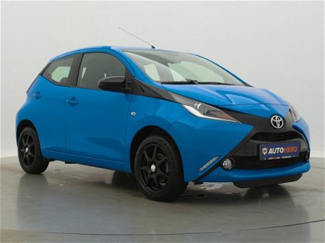 Toyota Aygo - 1.0 VVT-i X-play CV09619 | 5Drs | Airco | LED | Sportvelgen | - 1