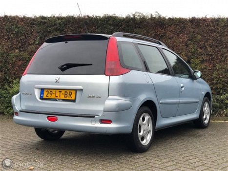 Peugeot 206 SW - 1.4 XS NW MODEL 145000KM NAP SUPER NETJES NIEUWE APK - 1