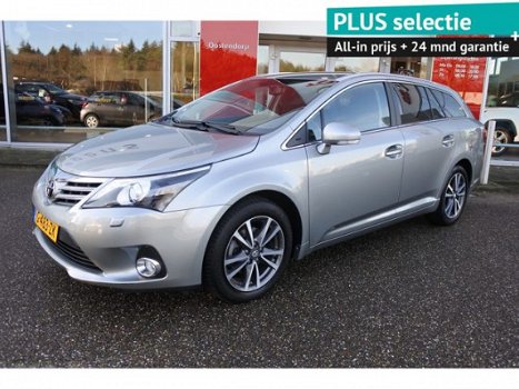 Toyota Avensis Wagon - 1.8 VVTi Business Plus | Xenon + LED dagrijverlichting | 17