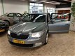 Skoda Superb - 1.8 TSI Comfort Automaat (DSG) - 1 - Thumbnail