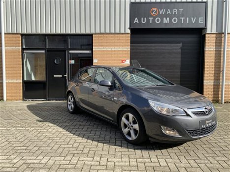 Opel Astra - 1.4 Turbo Edition - 1