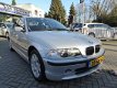 BMW 3-serie - 325i 192PK 6-Cil Executive M-Pakket|Climate|Trekhaak|Cruise - 1 - Thumbnail
