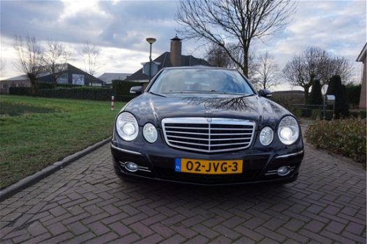 Mercedes-Benz E-klasse - 200 CDI AVANTGARDE AUTOMAAT NL AUTO PERF.STAAT XENON 1/2 LEDER NAVI CRUISE - 1