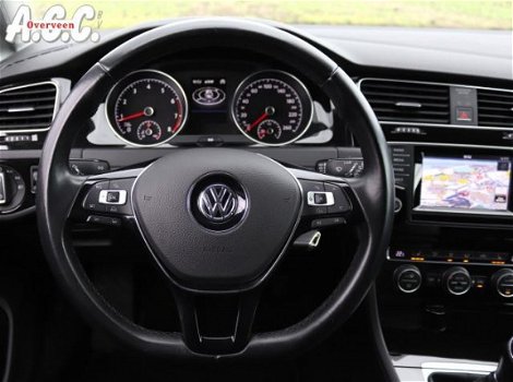 Volkswagen Golf Variant - 1.6 TDi Business Leer ECC PDC v+a Navi - 1