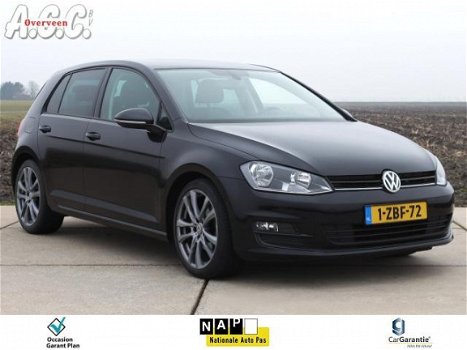 Volkswagen Golf - 1.6 TDi BlueMotion PDC v+a Navigatie - 1