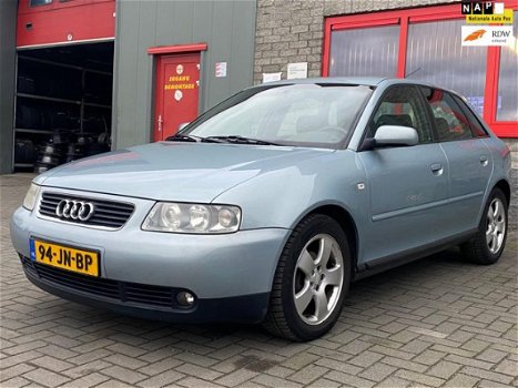 Audi A3 - 1.6 Attraction - 1