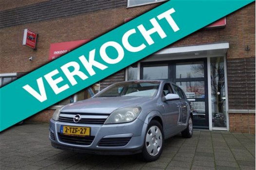 Opel Astra - 1.4 Essentia - 1