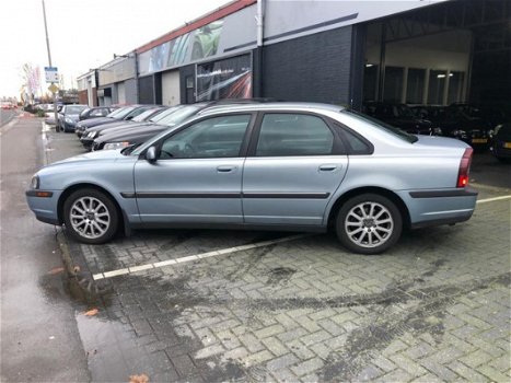 Volvo S80 - 2.4 140pk Volle Leer / Elek Stoelen - 1