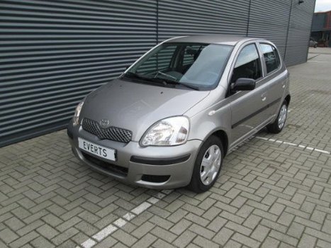 Toyota Yaris - 1.3 VVT-i Idols 5 deurs met airco elektrisch pakket zeer mooie auto voor scherpe prij - 1