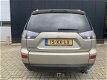 Mitsubishi Outlander - 2.0 DI-D 2008 7PERS/4X4/17'LMV/NAP - 1 - Thumbnail