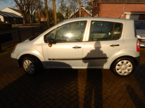 Renault Modus - 1.2-16V Accès ZEER NETTE MODUS 1.2 78.271KM - 1