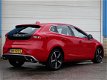 Volvo V40 - 2.0 D2 R-Design Xenon | Navi | 18