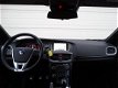 Volvo V40 - 2.0 D2 R-Design Xenon | Navi | 18