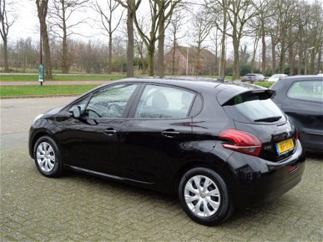 Peugeot 208 - 1.2 Puretech 82pk 5D Active Navi Cruise AC - 1