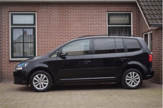 Volkswagen Touran - 1.2 TSI 105pk H6 Comfortline BlueMotion 7pers. Ecc Pdc Navigatie - 1