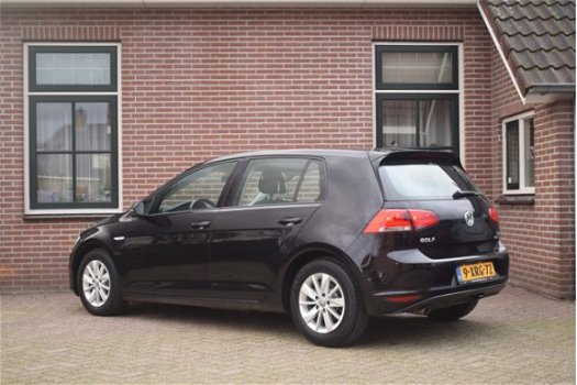 Volkswagen Golf - 1.6 TDI 110pk H6 Comfortline BlueMotion Ecc Pdc Trekhaak Navigatie 5drs - 1