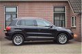 Volkswagen Tiguan - 2.0 TDI 110pk H6 Sport&Style Ecc Pdc Leder Navigatie - 1 - Thumbnail