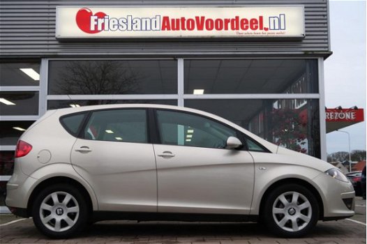 Seat Altea - 1.6 Stylance / 140054 KM NAP / Zeer netjes / Trekhaak - 1