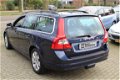 Volvo V70 - 2.5FT 231pk Momentum Stoelverwarming V+A - 1 - Thumbnail