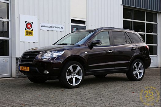 Hyundai Santa Fe - 2.2 CRDi Supreme Automaat*NL-Auto*Navi/Leder/Stoelverw./Parkeersens./Cruise-Contr - 1