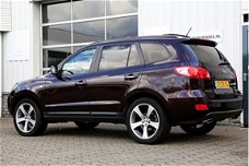 Hyundai Santa Fe - 2.2 CRDi Supreme Automaat*NL-Auto*Navi/Leder/Stoelverw./Parkeersens./Cruise-Contr