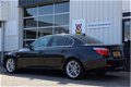 BMW 5-serie - 520i Business Line*NL-Auto*Sport stoelen half leder/Prof. Navi/Sportstuur/Trekhaak - 1 - Thumbnail