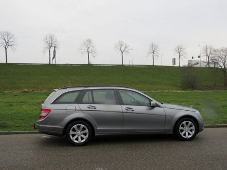 Mercedes-Benz C-klasse Estate - 180 K BlueEFFICIENCY - 1