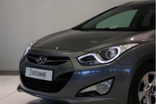 Hyundai i40 Wagon - 1.6 GDI Blue Business Edition | KEYLESS | NAVI | CAMERA | CLIMA | BLUETOOTH | LM - 1