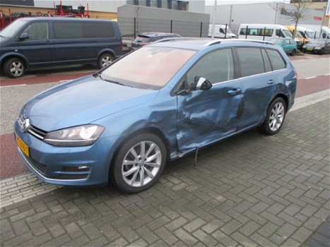 Volkswagen Golf Variant - 1.6 TDI Con. NAVI CAMERA PANORAMA VARIANT - 1