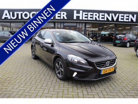 Volvo V40 - 2.0 R-Design Business 50 procent deal 5.225, - ACTIE Harman-Kardon / Leer / Alcantara / - 1