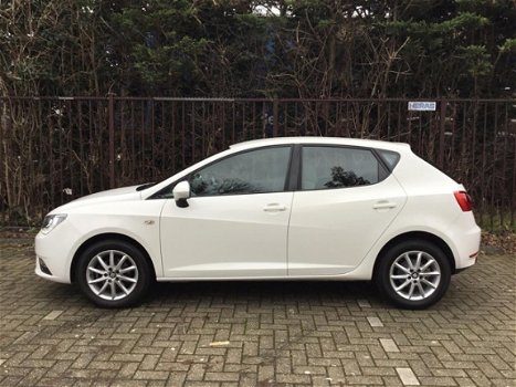 Seat Ibiza - 1.2 90pk Style |5drs. | airco | elek ramen | lage km | multi stuur | pdc | - 1