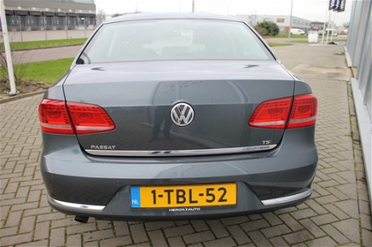 Volkswagen Passat - 1.4 TSI 122pk BMT 7-DSG Comfort Executive Edition - 1